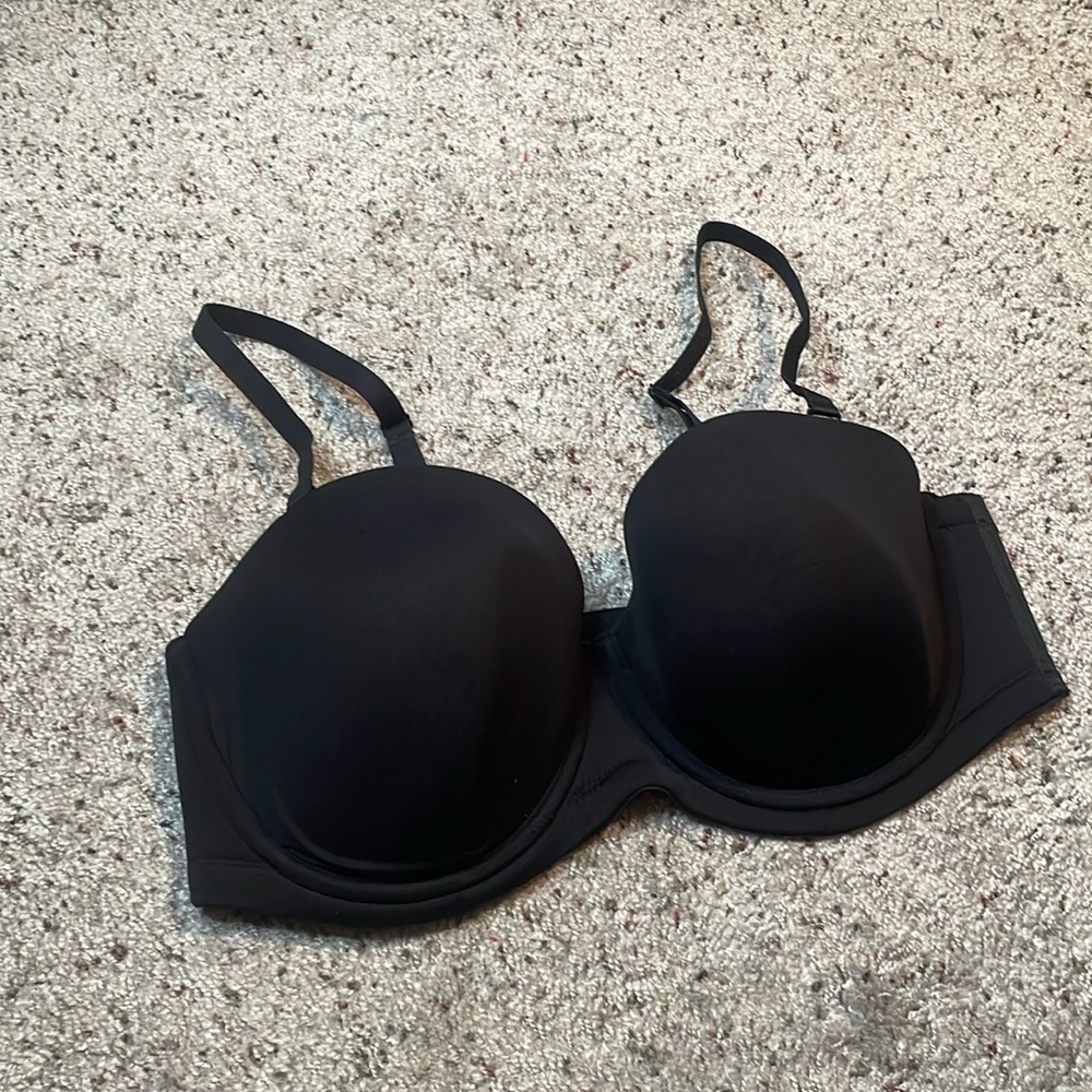 Wacoal Black Removable Straps Padded Bra Size 40D - Picture 2 of 5